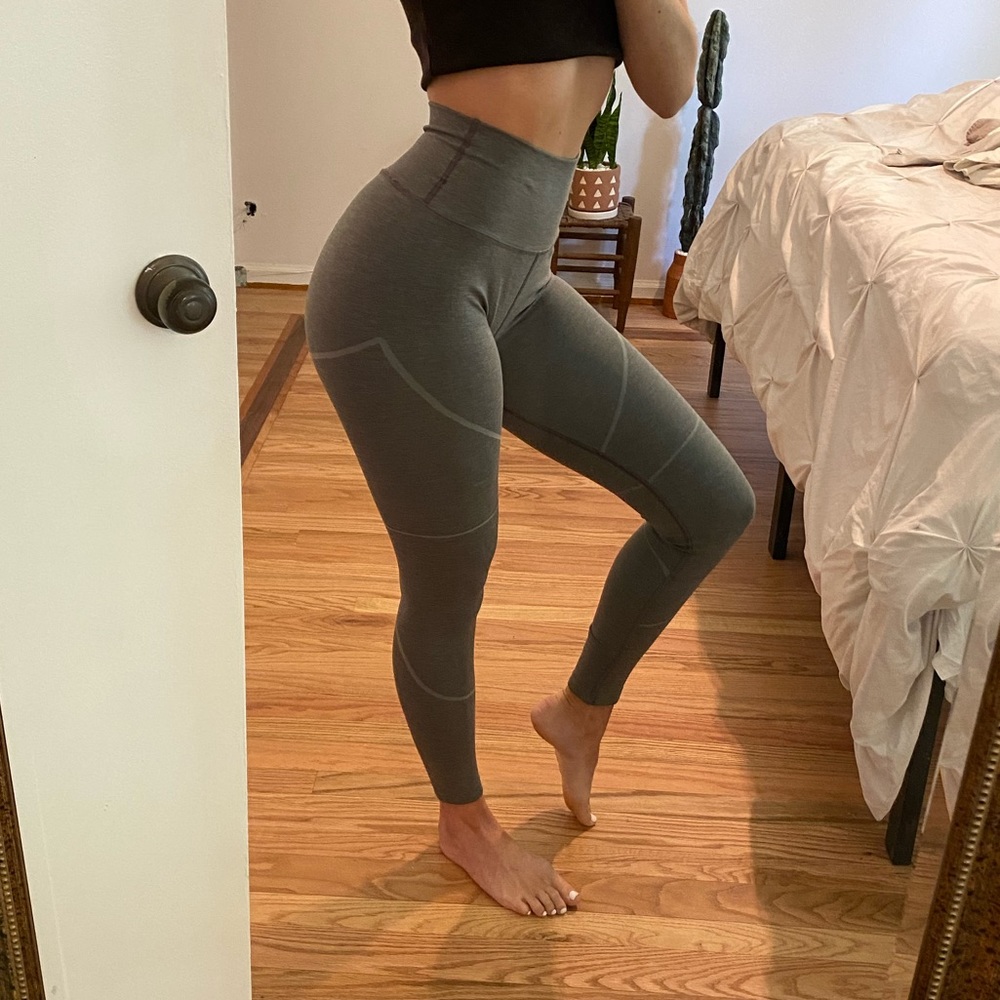Alphalete V2 revival leggings in slate grey small